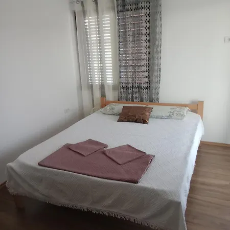Apartman Yellow Hill Batinac