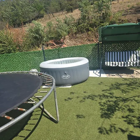 Yellow Hill Batinac * Cuprija